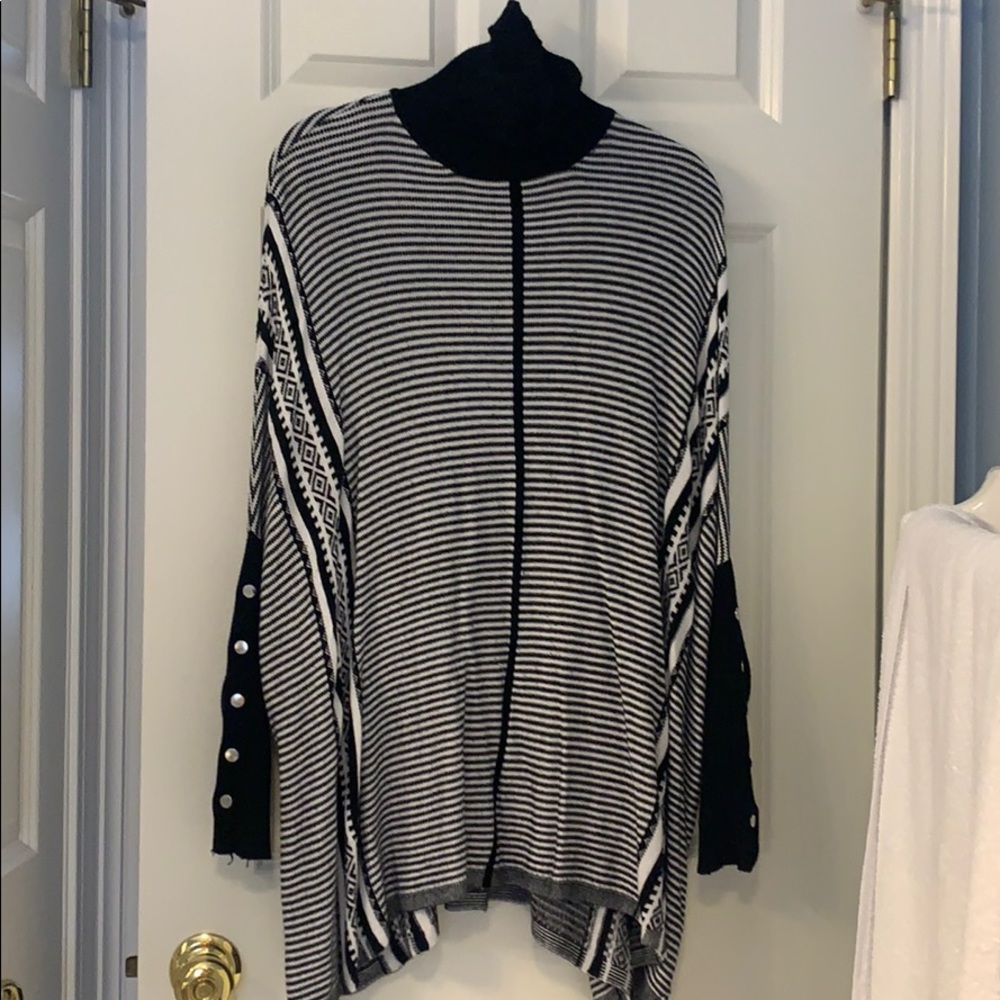 Turtleneck oversized shirt